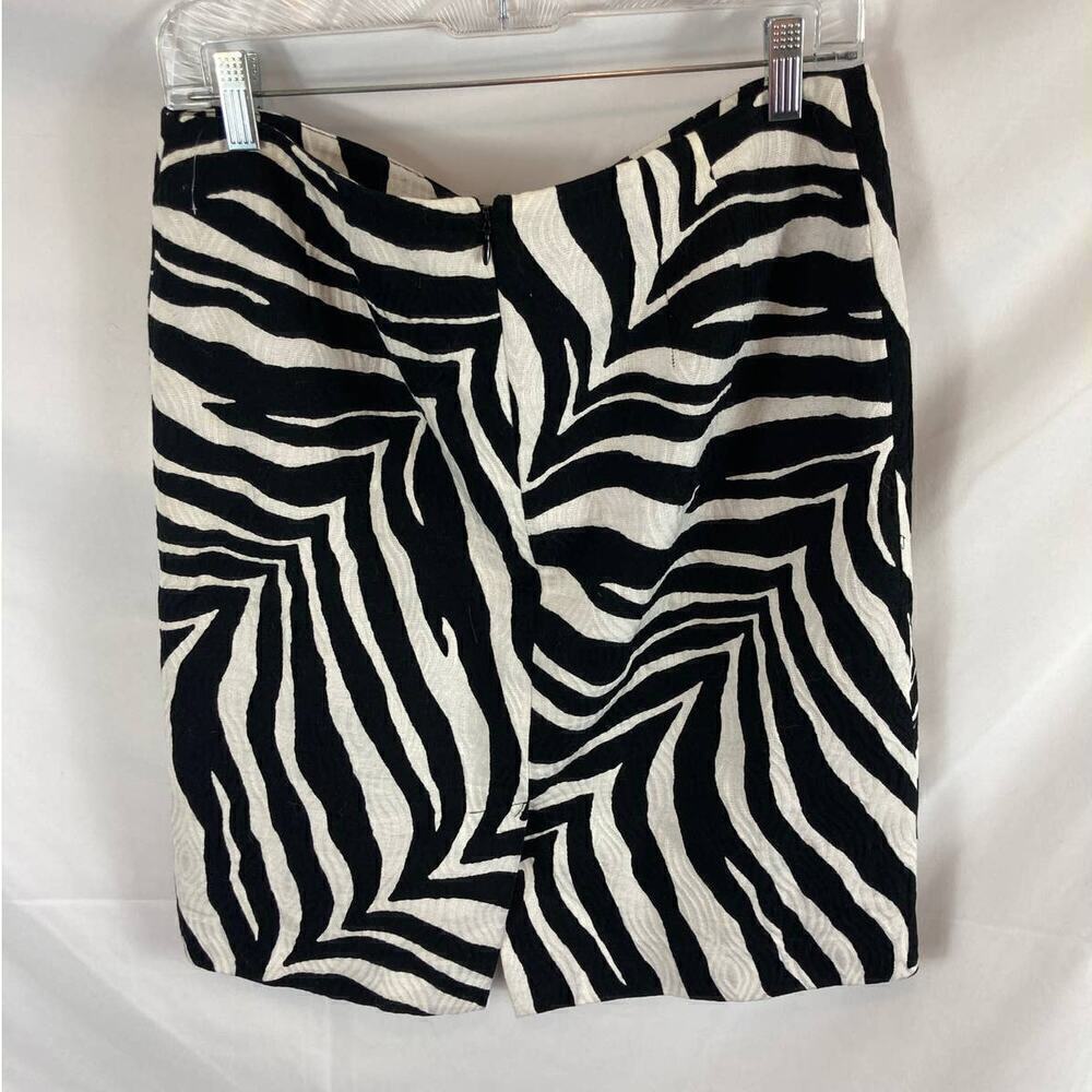 Talbots Zebra Print Pencil Skirt Size 10P - Picture 6 of 6